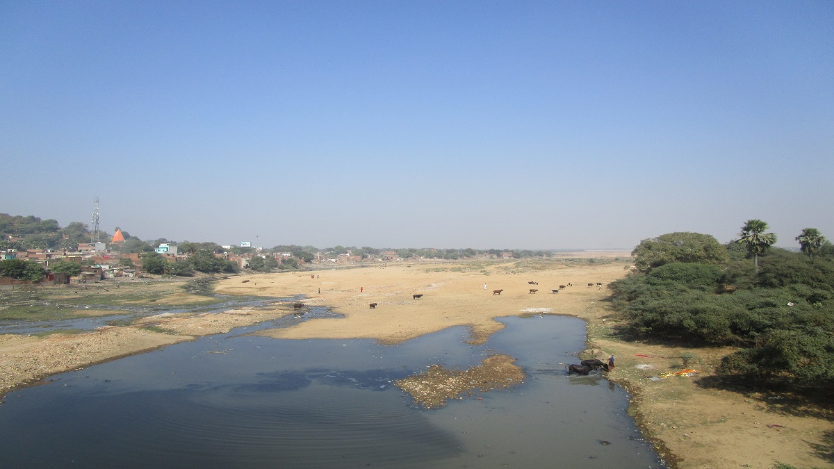 A Journey Along the Mystical Banks of Gaya Phalgu River - inBihar