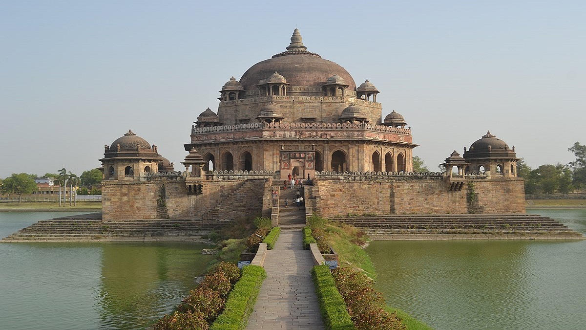 Sher Shah Suri’s Tomb: An Architectural Marvel in Sasaram - inBihar